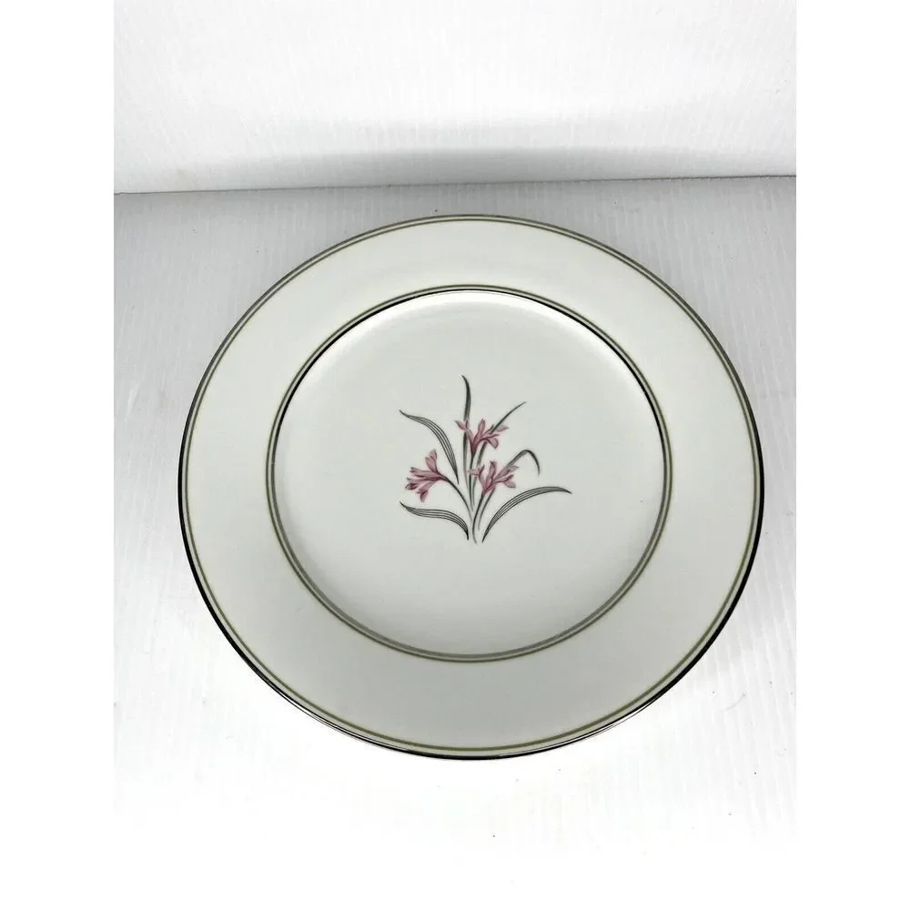 Noritake China Set of 2 Dinner Plates Kent #5422
